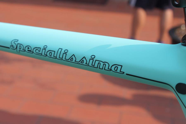 Bianchi выпустили новый велосипед Specialissima 